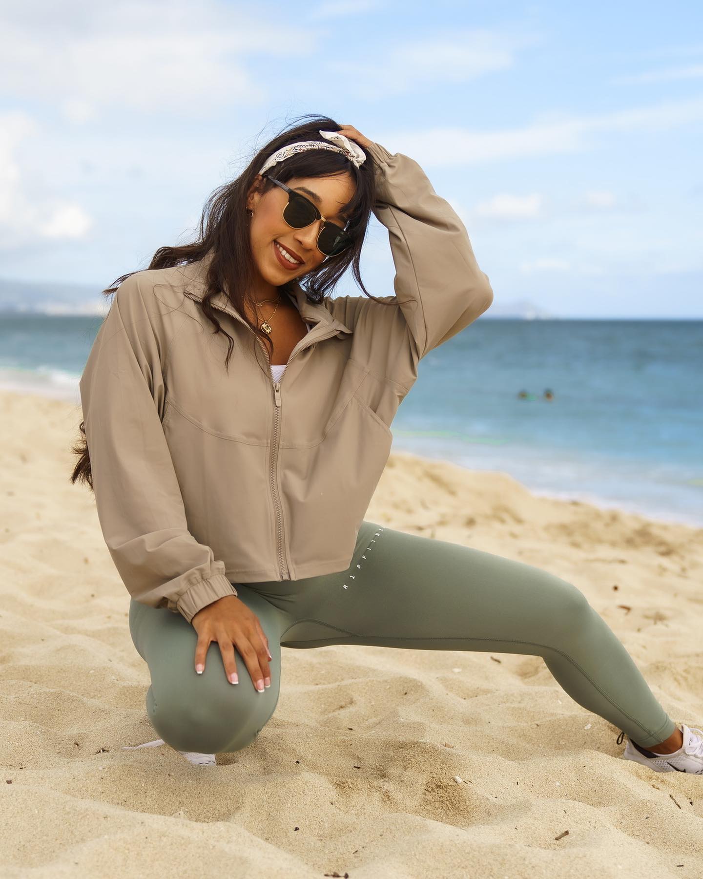 HAWAII’S SELLING LEGGINGS<br />
<br />
Now...