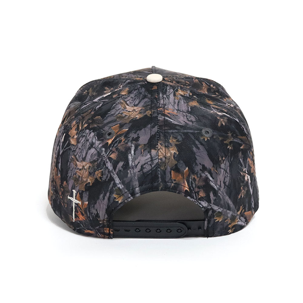 R1PFITNESS 5 Panel Classic Hat - Camo and Cream