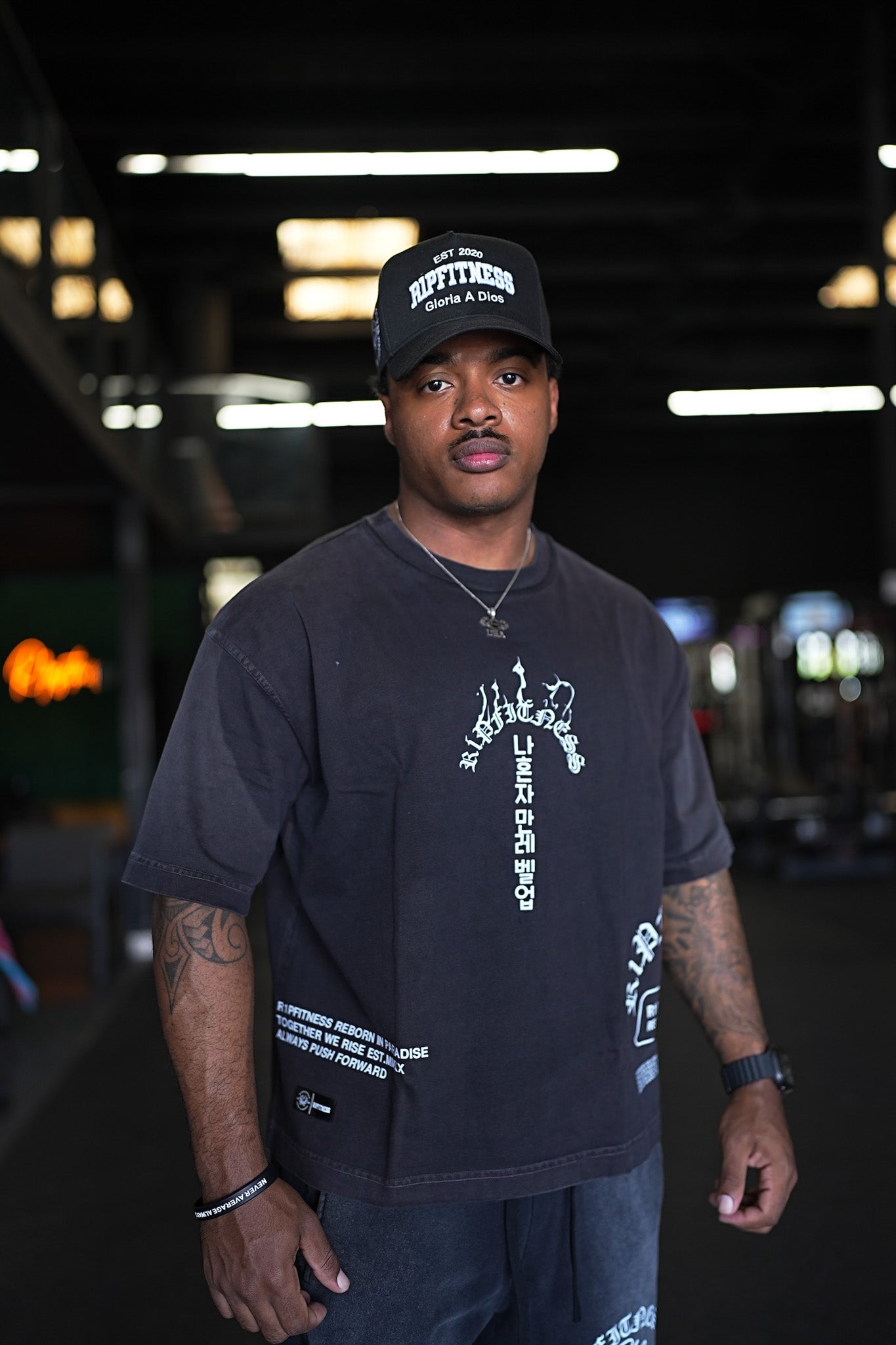 Solo Leveling “Arise” Vintage Wash Box Tee