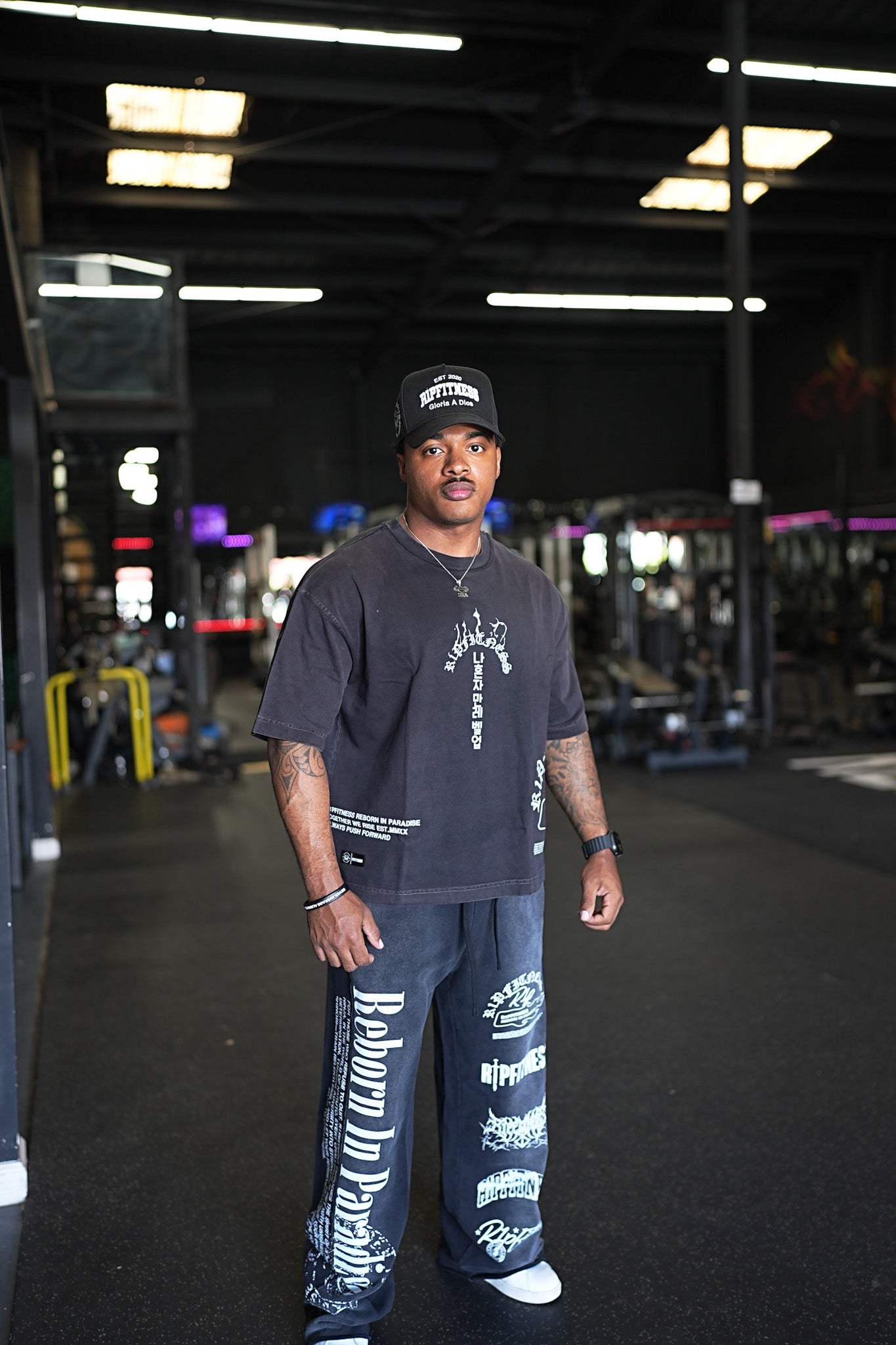 Solo Leveling “Arise” Vintage Wash Box Tee