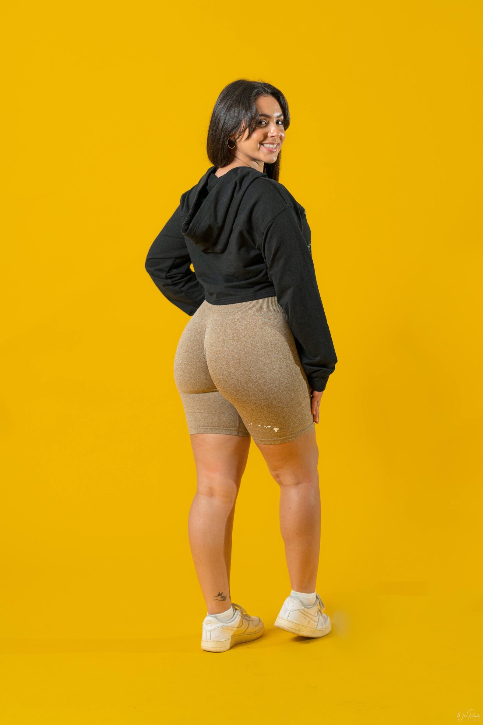 #color_tan