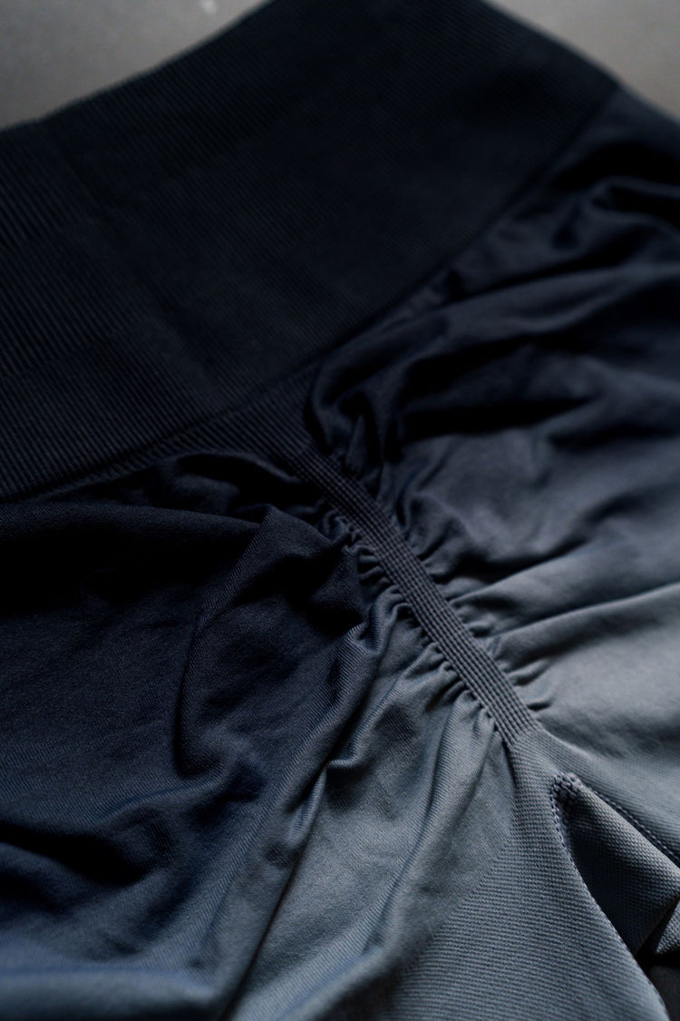 #color_gray 